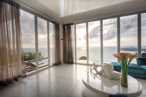 Villa in Ko Samui, Thailand 5 bedrooms № 179909 - photo 3