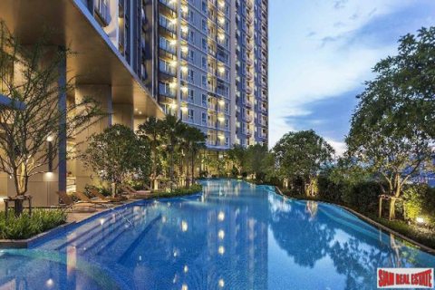 Apartment in Bangkok, Thailand 2 bedrooms № 193977