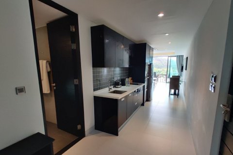 Студия в кондо в Кату, Таиланд № 135954 - фото 2