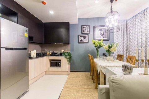 Condo in Watthana, Bangkok, Thailand, 2 bedrooms  № 135950 - photo 10
