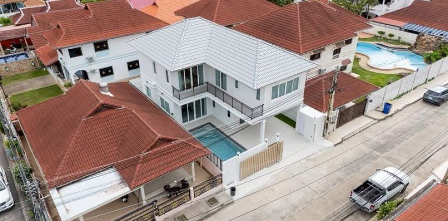 Дом в Паттайе, Таиланд с 4 спальнями  № 152736