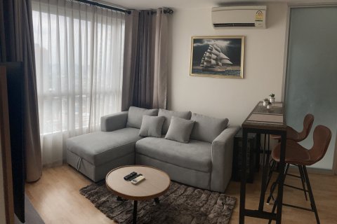 Studio dans le Condo à Suan Luang, Bangkok, Thaïlande  № 156554 - photo 9