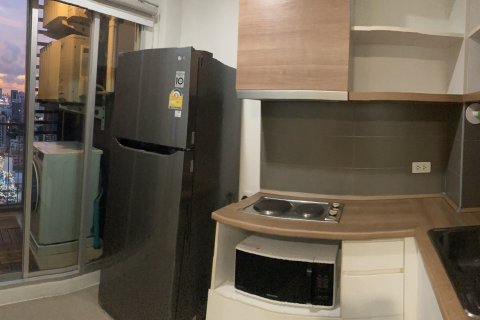 Studio dans le Condo à Suan Luang, Bangkok, Thaïlande  № 156554 - photo 7