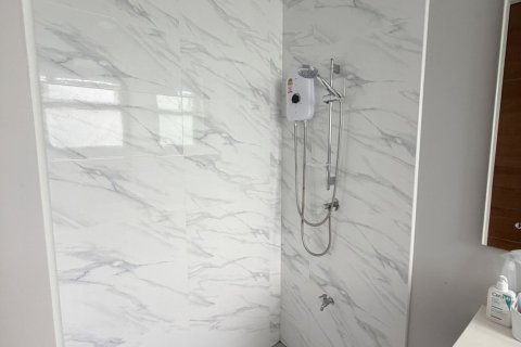 Villa in Kathu, Thailand 4 bedrooms № 156557 - photo 6