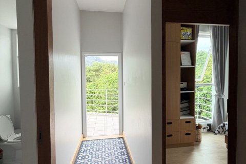 Villa in Kathu, Thailand 4 bedrooms № 156557 - photo 11