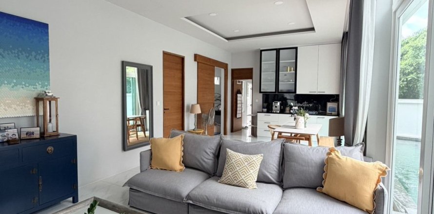 Villa in Kathu, Thailand 4 bedrooms № 156557