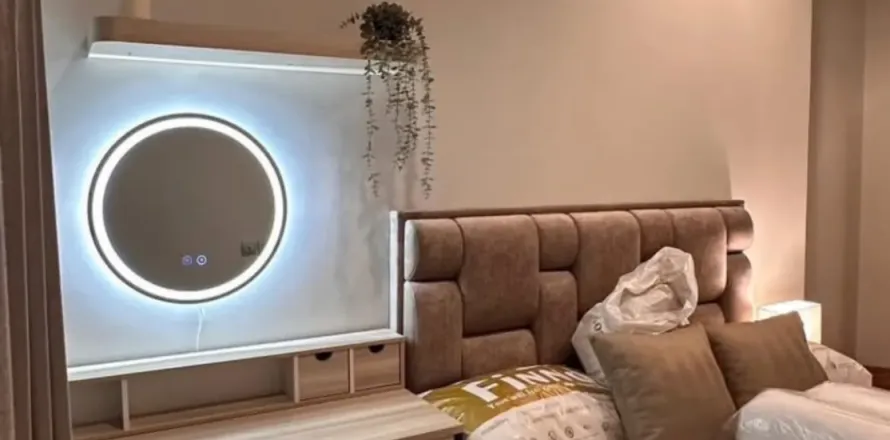 Studio in the Condo in Ratchathewi, Bangkok, Thailand  № 156553