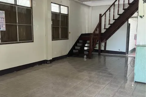 House in Saraphi, Thailand 3 bedrooms № 156551 - photo 7