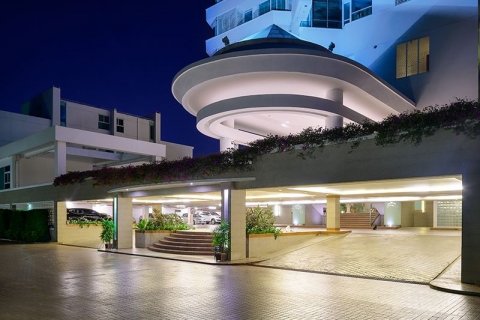 Condo à Bang Phlat, Bangkok, Thaïlande, 2 chambres  № 139949 - photo 3