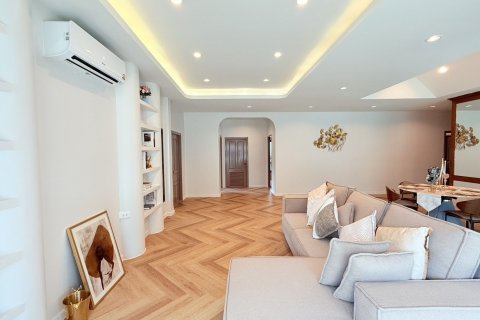 House in Pattaya, Thailand 3 bedrooms № 139950 - photo 1