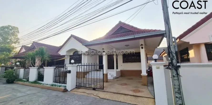 Casa de 3 dormitorios en Pattaya, Tailandia № 213618
