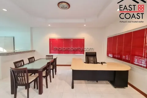 Casa de 3 dormitorios en Pattaya, Tailandia № 213618 - foto 7