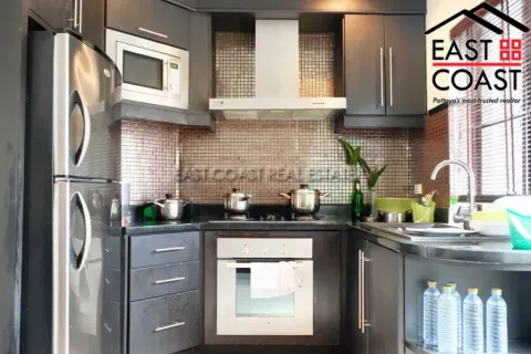 Casa de 3 dormitorios en Pattaya, Tailandia № 213617 - foto 10