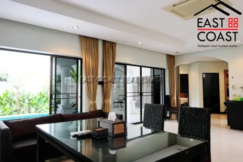 Casa de 3 dormitorios en Pattaya, Tailandia № 213617 - foto 9