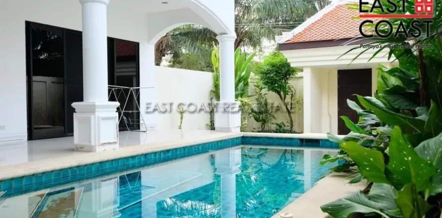 Casa de 3 dormitorios en Pattaya, Tailandia № 213617