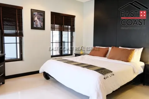 Casa de 3 dormitorios en Pattaya, Tailandia № 213617 - foto 11