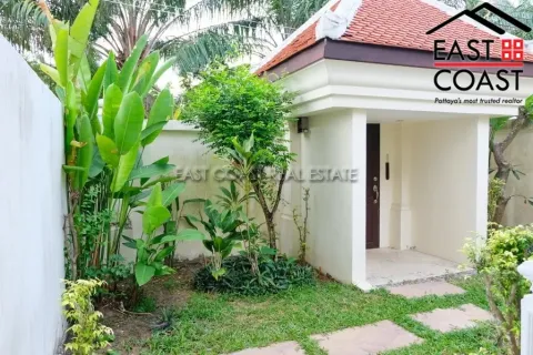 Casa de 3 dormitorios en Pattaya, Tailandia № 213617 - foto 30