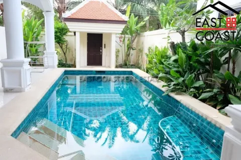 Casa de 3 dormitorios en Pattaya, Tailandia № 213617 - foto 5