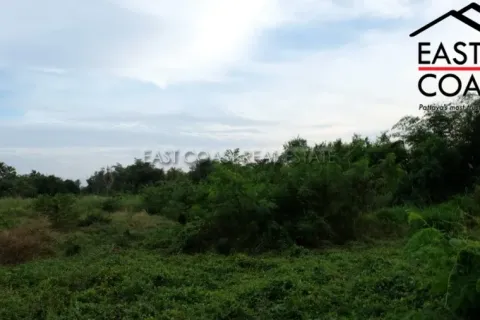 Terreno en Pattaya, Tailandia № 213616 - foto 3