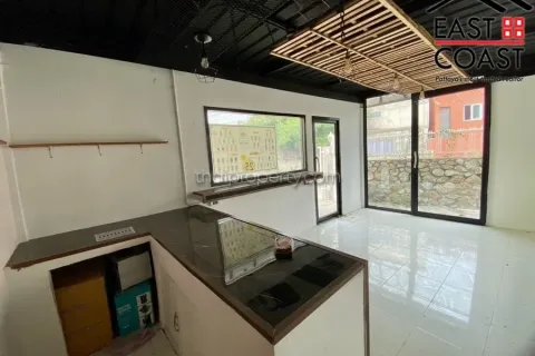 Casa de 3 dormitorios en Pattaya, Tailandia № 213613 - foto 6