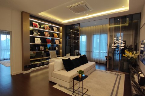 Villa à Bangkok, Thaïlande 4 chambres № 165415 - photo 8