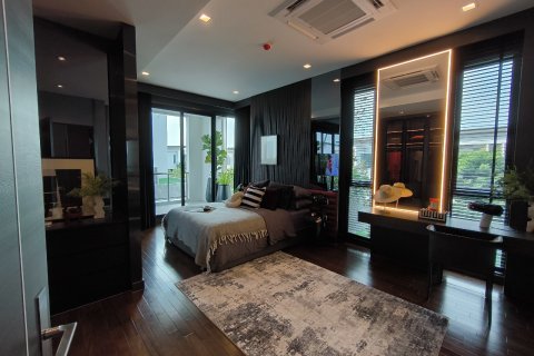 Villa à Bangkok, Thaïlande 4 chambres № 165418 - photo 2