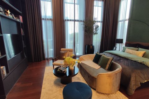 Villa in Bangkok, Thailand 4 bedrooms № 165414 - photo 7