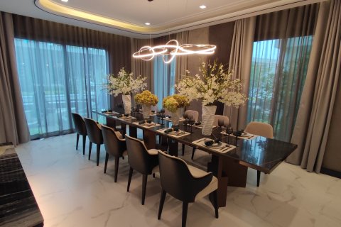 Villa in Bangkok, Thailand 4 bedrooms № 165414 - photo 4