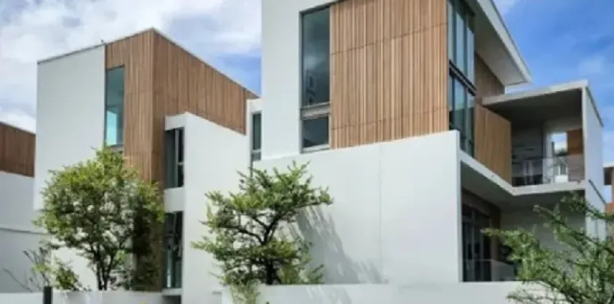 Duplex in Saphan Sung, Bangkok, Thailand 3 Schlafzimmer № 214725