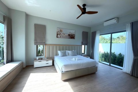Villa in Hua Hin, Thailand 4 Schlafzimmer № 222443 - Foto 9