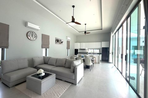 Villa in Hua Hin, Thailand 4 Schlafzimmer № 222443 - Foto 6