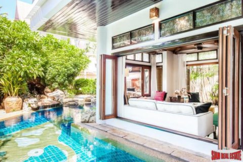 Villa on Jomtien Beach, Pattaya, Thailand 4 bedrooms № 193002 - photo 3