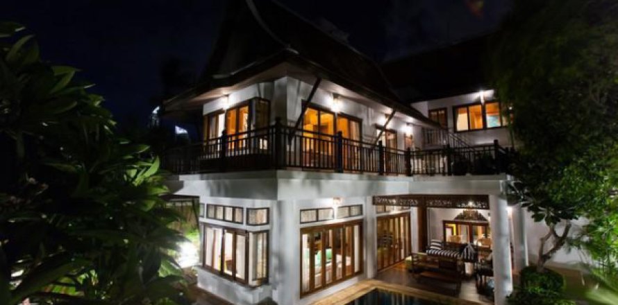 Villa on Jomtien Beach, Pattaya, Thailand 4 bedrooms № 193002