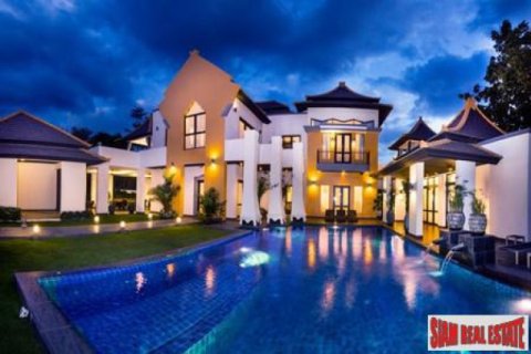 Villa in Pattaya, Thailand 6 bedrooms № 193001