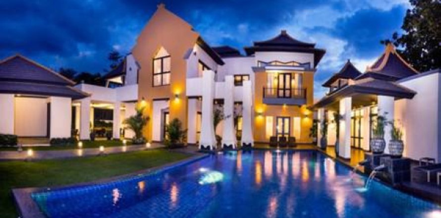 Villa in Pattaya, Thailand 6 bedrooms № 193001
