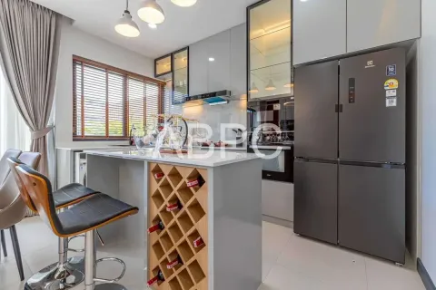 Casa de 3 dormitorios en Pattaya, Tailandia № 211679 - foto 8