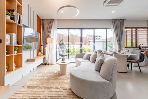 Casa de 3 dormitorios en Pattaya, Tailandia № 211679 - foto 7
