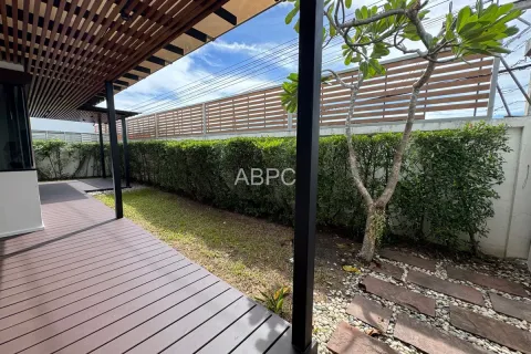 Casa de 3 dormitorios en Pattaya, Tailandia № 211674 - foto 8