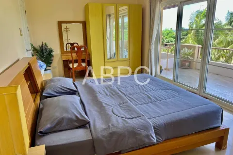 Casa de 4 dormitorios en Pattaya, Tailandia № 211677 - foto 10