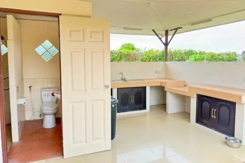 Casa de 4 dormitorios en Pattaya, Tailandia № 211677 - foto 19
