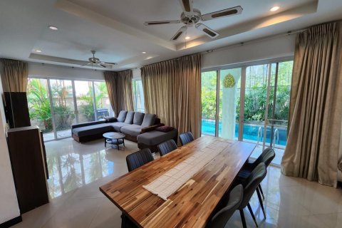 Villa à Phuket, Thaïlande 3 chambres № 139762 - photo 2