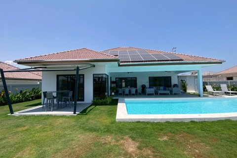 Вилла в Хуа Хине, Таиланд с 3 спальнями  № 173929 - фото 1