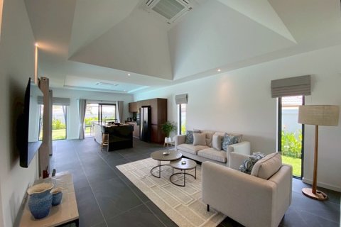 Вилла в Хуа Хине, Таиланд с 3 спальнями  № 173929 - фото 9