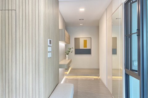 House in Saphan Sung, Bangkok, Thailand 4 bedrooms № 155172 - photo 4