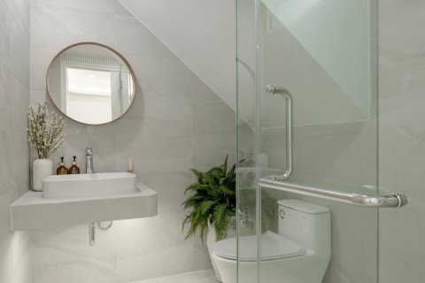 House in Watthana, Bangkok, Thailand 4 bedrooms № 155171 - photo 15