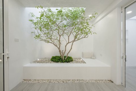 House in Watthana, Bangkok, Thailand 4 bedrooms № 155171 - photo 2