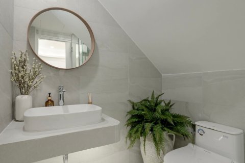 House in Watthana, Bangkok, Thailand 4 bedrooms № 155171 - photo 16