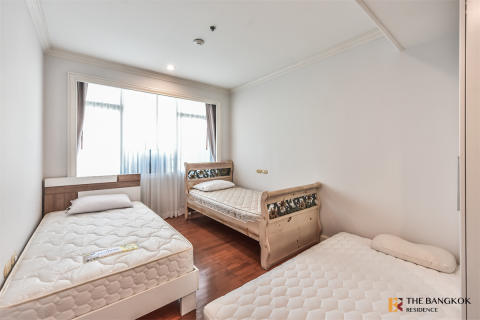 Condo à Bangkok, Thaïlande, 3 chambres  № 189785 - photo 4