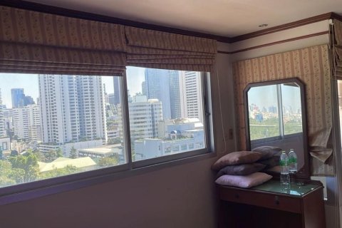 Студия в кондо в Ваттхане, Бангкок, Таиланд № 155819 - фото 6