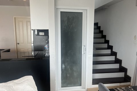 Пентхаус в Сатхоне, Бангкок, Таиланд с 2 спальнями  № 155815 - фото 5